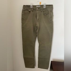 MENS LEVI JEANS